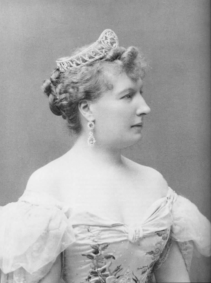 Public Domain Princess Louise of Belgium in court dress. Six years after this portrait, her husband had her locked in a Vienna asylum to silence her.