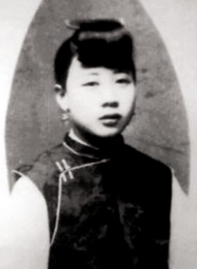 A young Sai Jinhua, pictured before her years in Europe. Sold into prostitution at 13, she would go on to travel to Berlin, meet German emperors, and become one of the most legendary women in Qing dynasty history.
