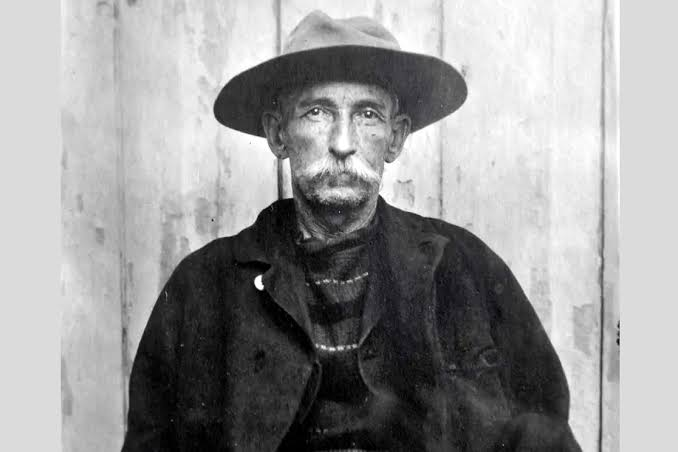 Bill Miner in his final years, still running from the law after a lifetime of robberies, prison sentences, and escapes.