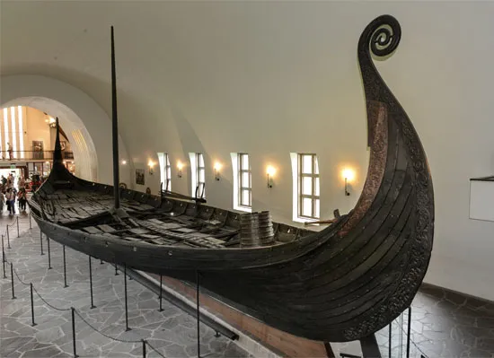  Karlsefni's group reached a location the sagas name Hóp.